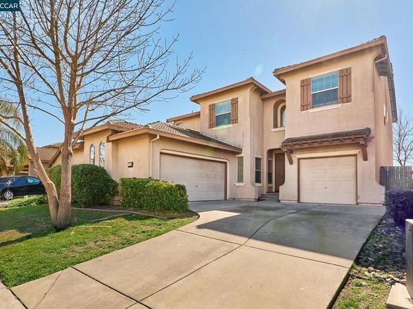 7860 7860 Manorside Dr, Sacramento, CA 95832