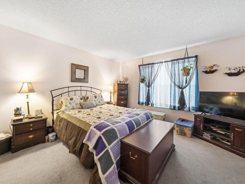 2515 Dahlia Way, Unit 64C, Columbus, OH 43235 Photo 13