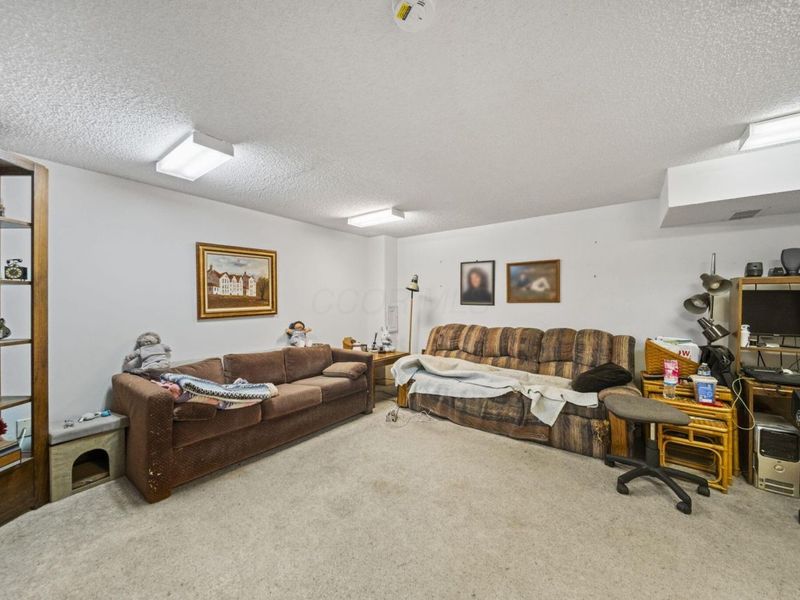 2515 Dahlia Way, Unit 64C, Columbus, OH 43235 Photo 18