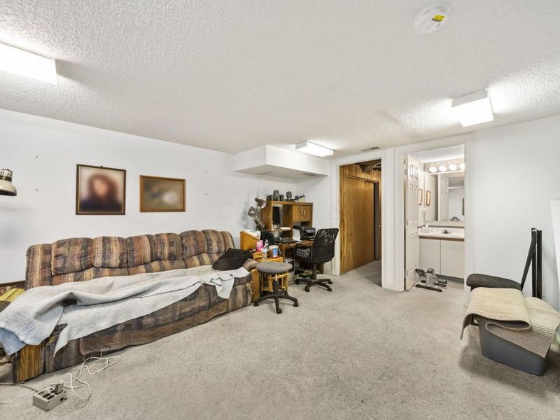 2515 Dahlia Way, Unit 64C, Columbus, OH 43235 Photo 19