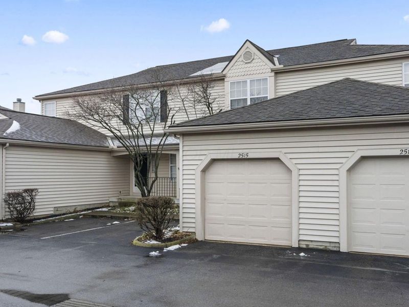 2515 Dahlia Way, Unit 64C, Columbus, OH 43235 Photo 2