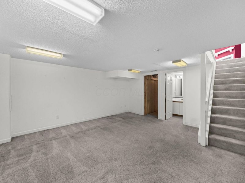 2515 Dahlia Way, Unit 64C, Columbus, OH 43235 Photo 43