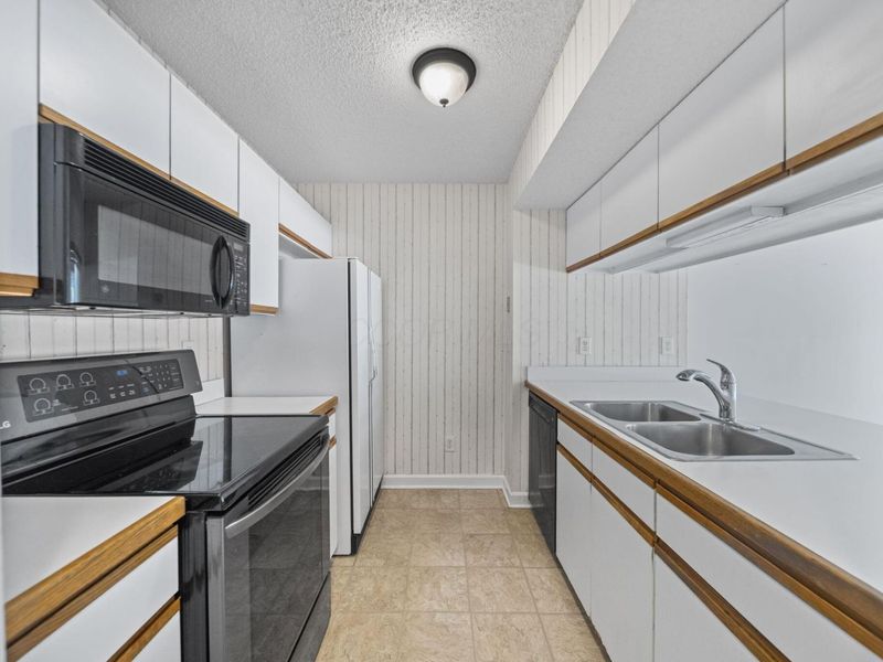 2515 Dahlia Way, Unit 64C, Columbus, OH 43235 Photo 7