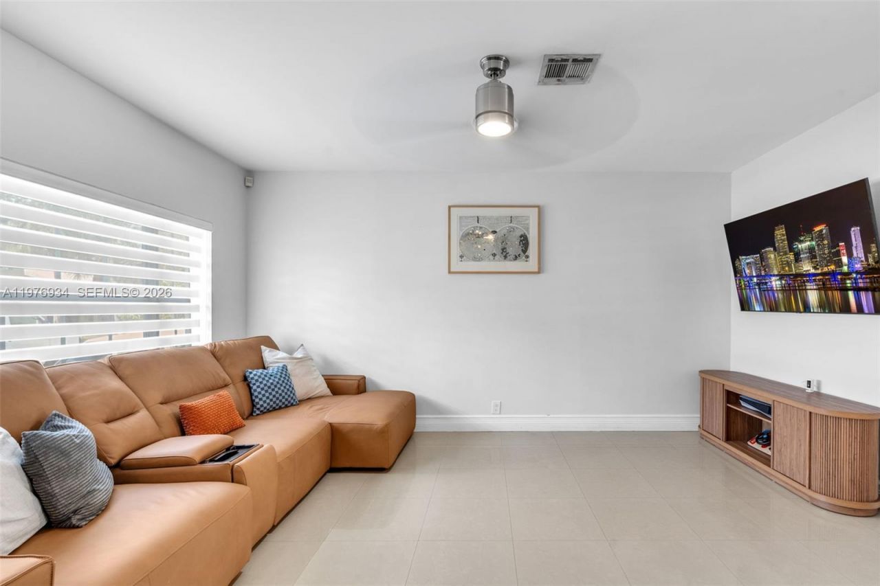 6002 Red Plum Ct , Unit 481, Tamarac, FL 33321 Photo