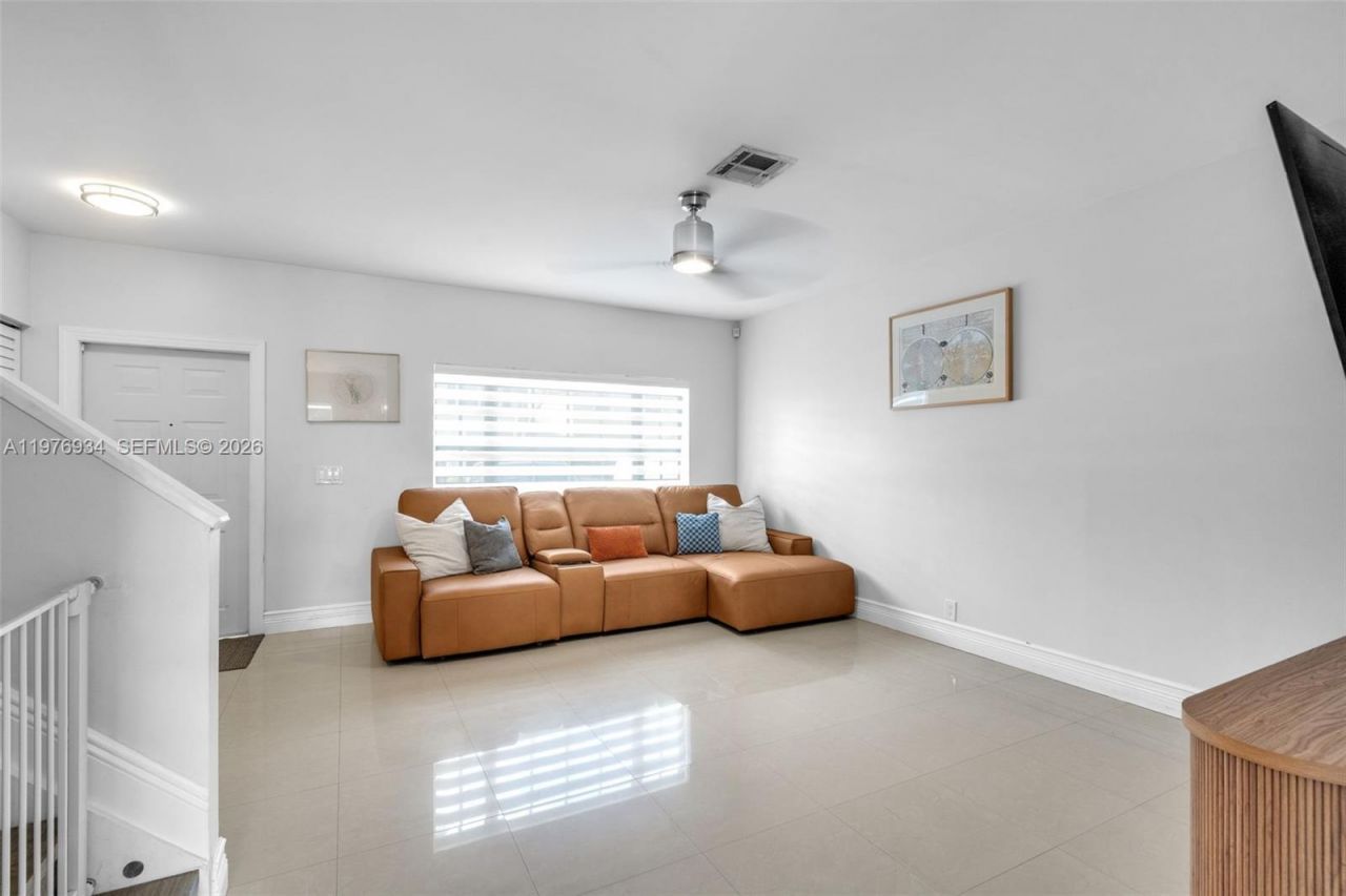 6002 Red Plum Ct , Unit 481, Tamarac, FL 33321 Photo