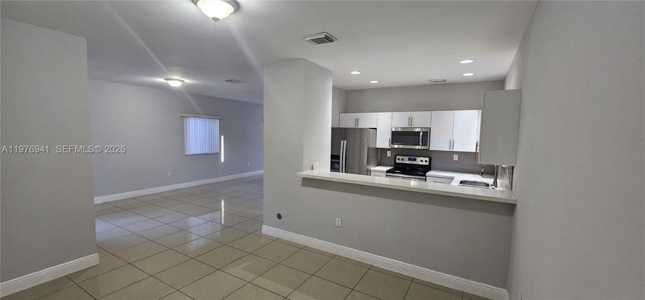 3389 NE 4th St, Homestead, FL 33033 Photo
