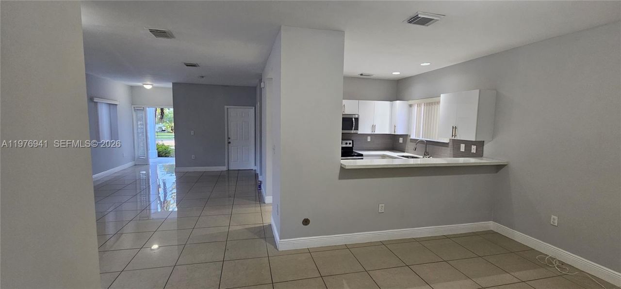 3389 NE 4th St, Homestead, FL 33033 Photo