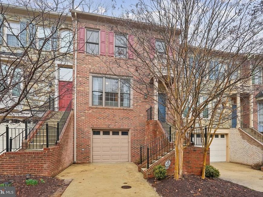 1019 Grand Oak Way, Rockville, MD 20852 Main Photo