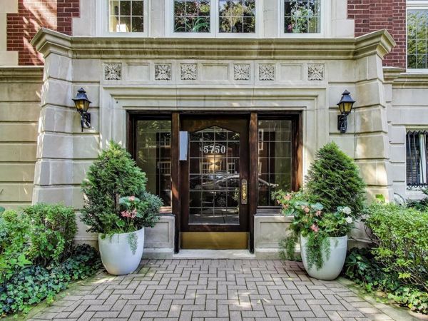 5750 S Kenwood Avenue, Unit 1N, Chicago, IL 60637