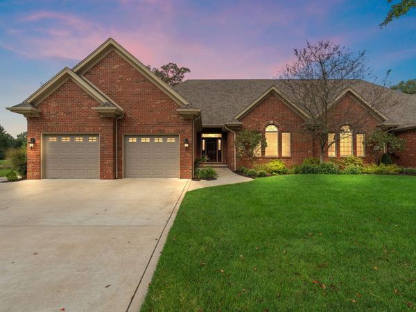 5708 Fountain View Drive, Wheatfield, IN 46392