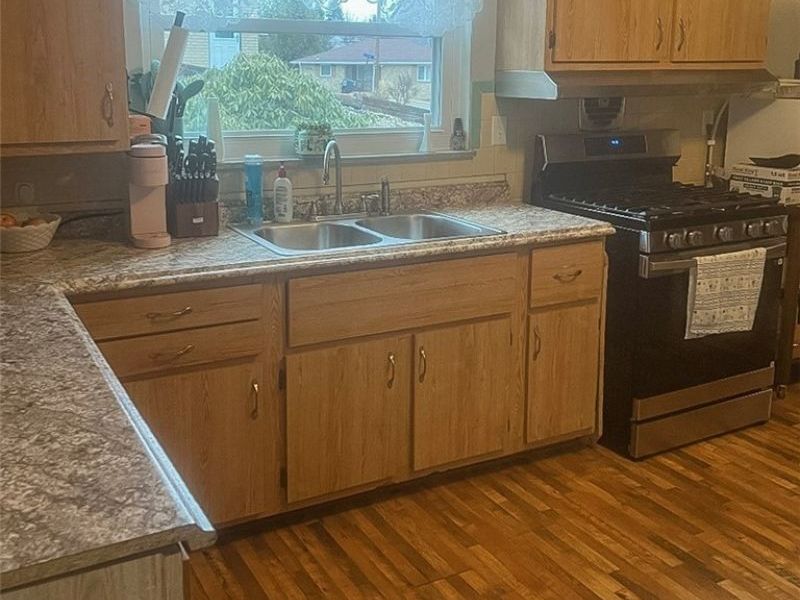 244 Stardust Drive, Wintersville, OH 43953 Photo 8