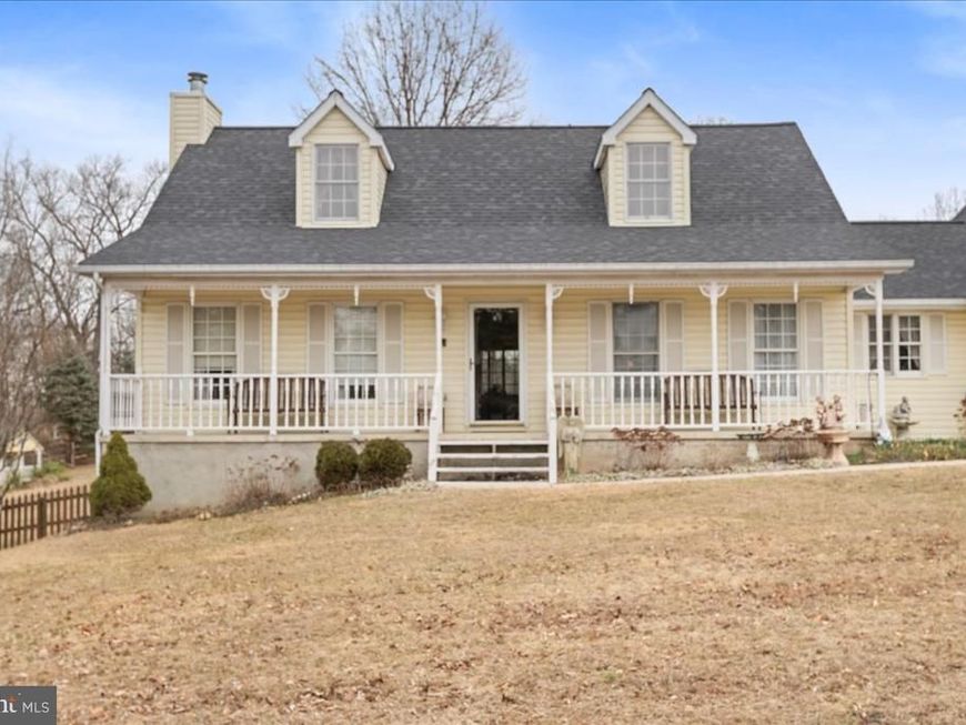 462 Camelot Boulevard, Falling Waters, WV 25419 Main Photo