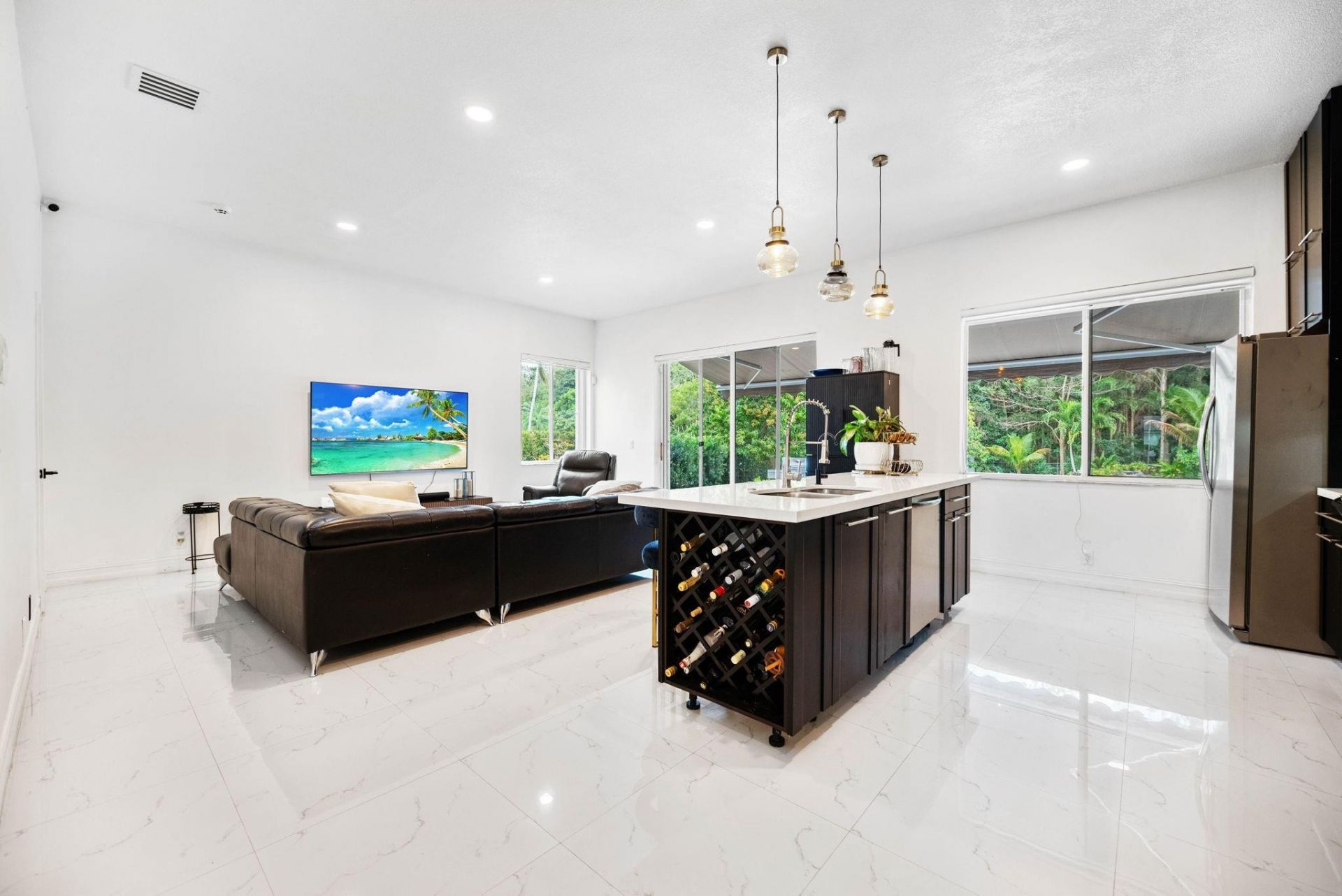 5320 SW 199th Avenue, Pembroke Pines, FL 33332 Photo