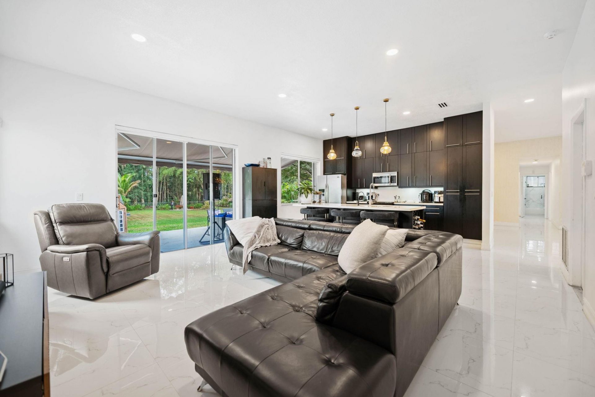 5320 SW 199th Avenue, Pembroke Pines, FL 33332 Photo