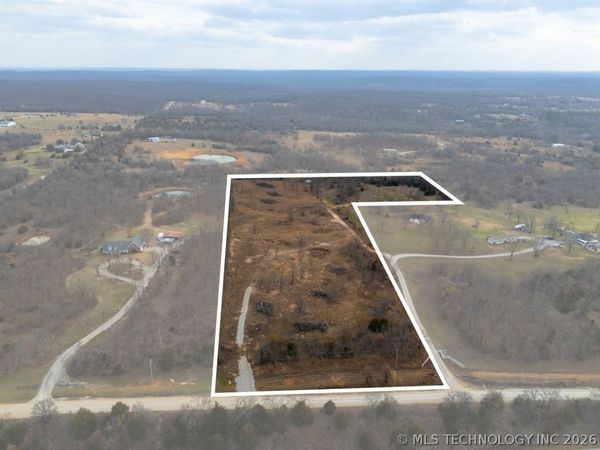 8015 Valley View Drive, Beggs, OK 74421