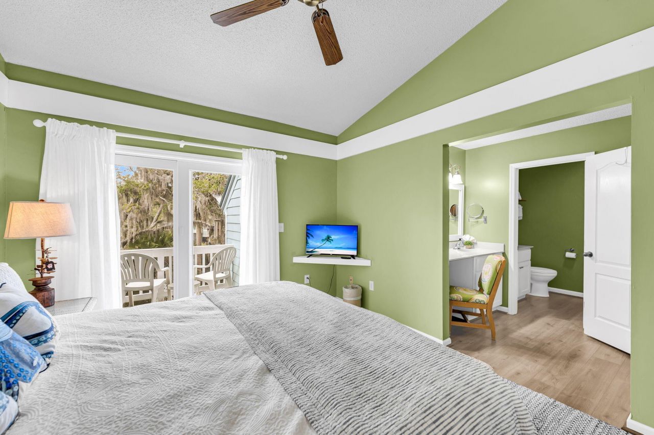 496 Sea Cloud Circle Photo 17