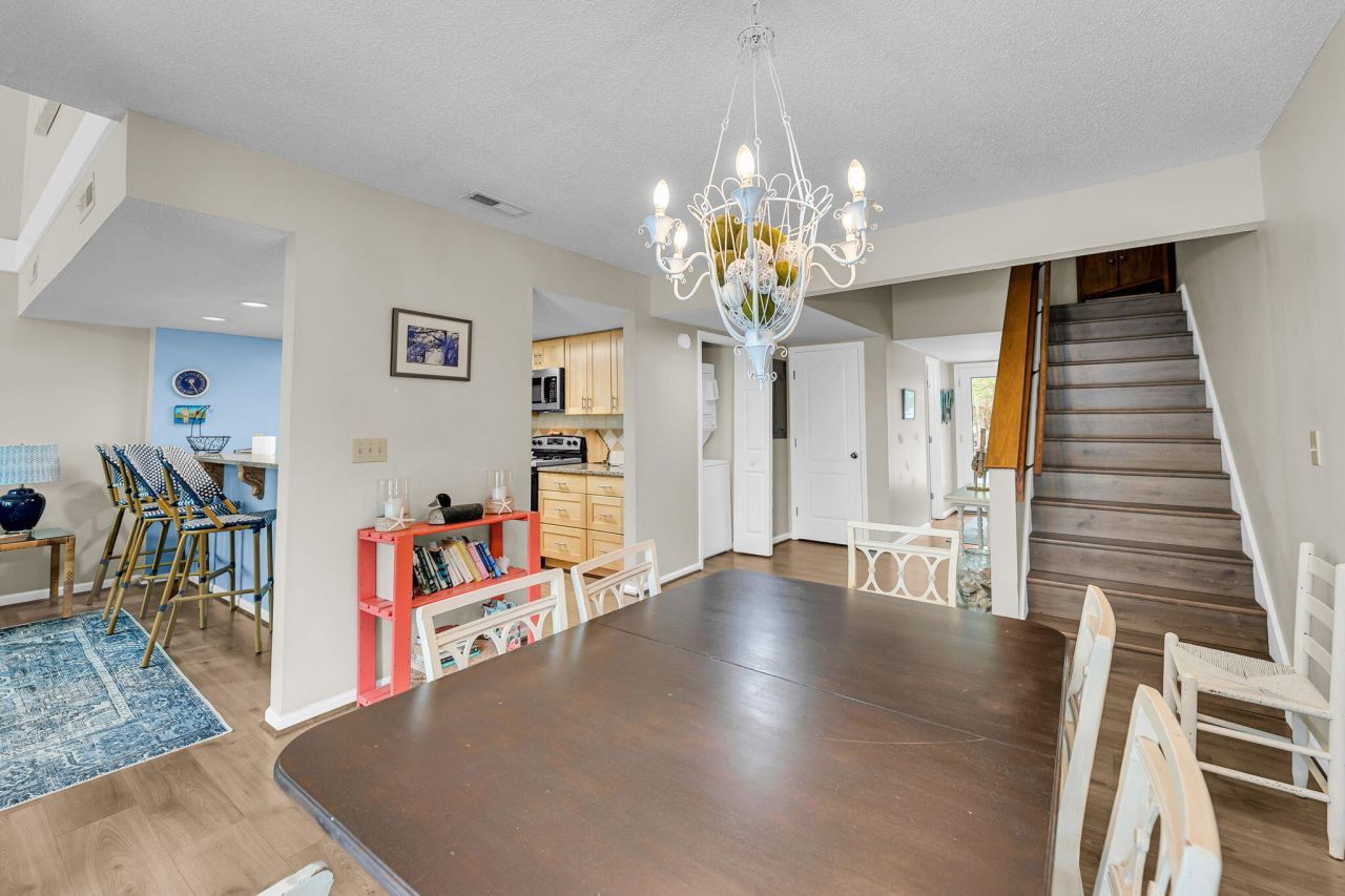 496 Sea Cloud Circle Photo 8