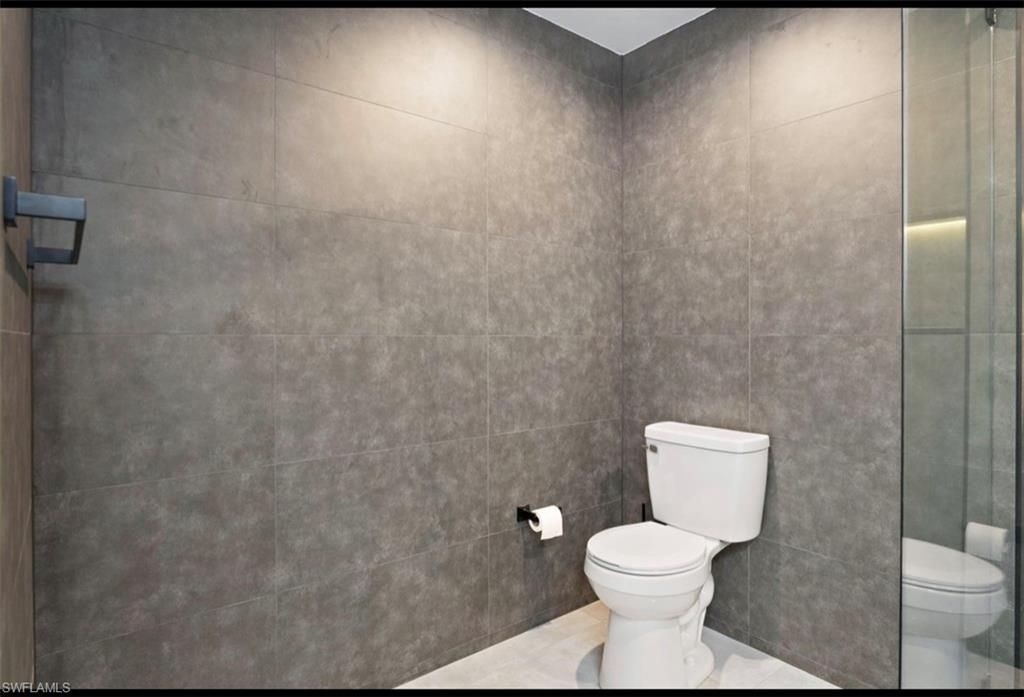 5781 Cape Harbour Dr, Unit 603, Cape Coral, FL 33914 Photo