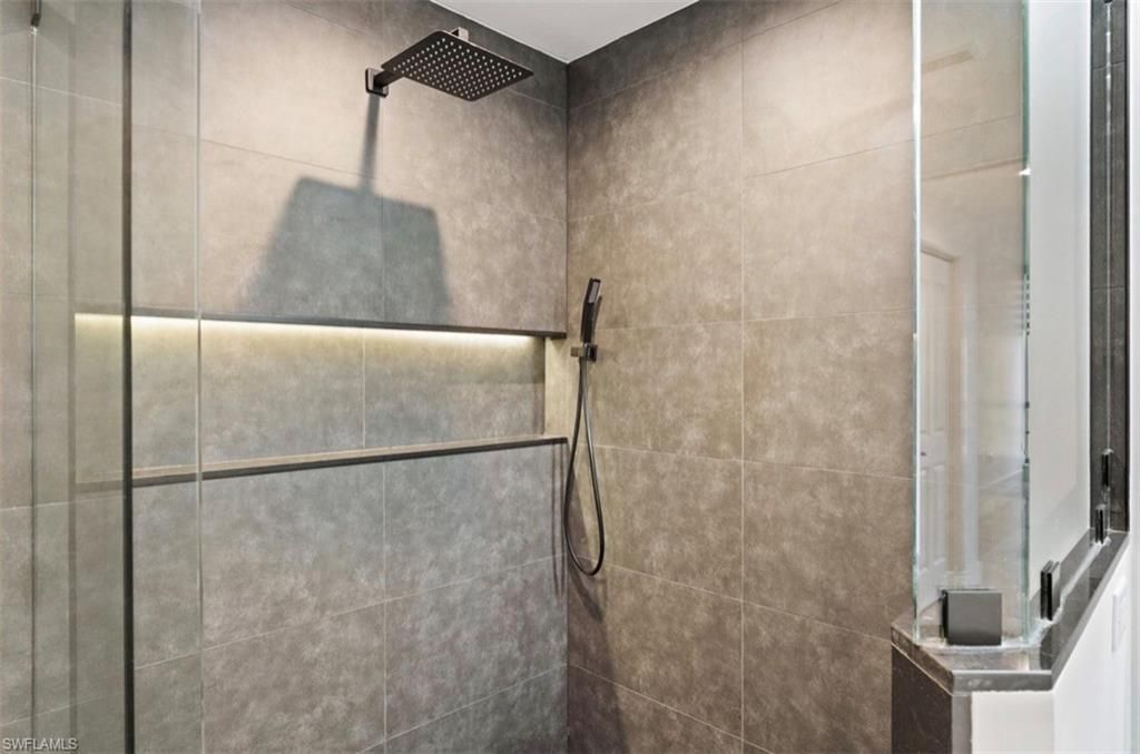 5781 Cape Harbour Dr, Unit 603, Cape Coral, FL 33914 Photo