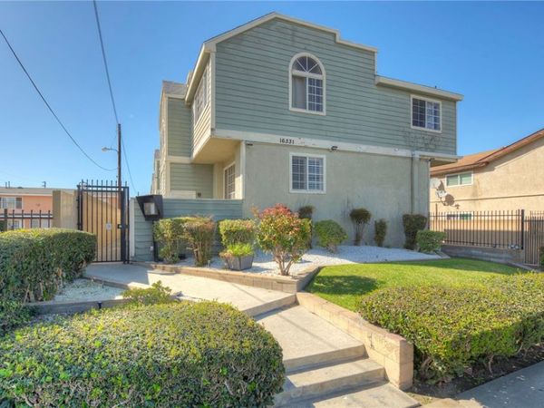 16331 Cornuta Avenue, Unit E, Bellflower, CA 90706
