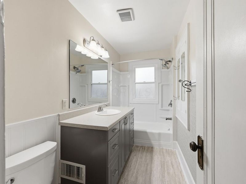 2710 Dayton Avenue, Unit 2712, Columbus, OH 43202 Photo 10