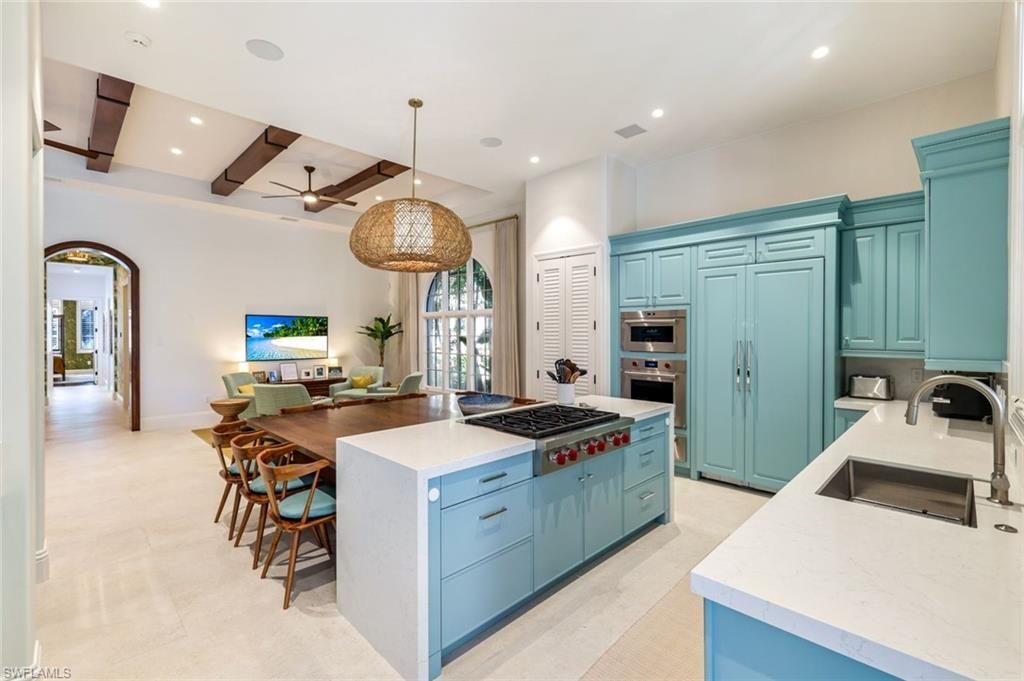 2904 Tiburon Blvd E, Naples, FL 34109 Photo