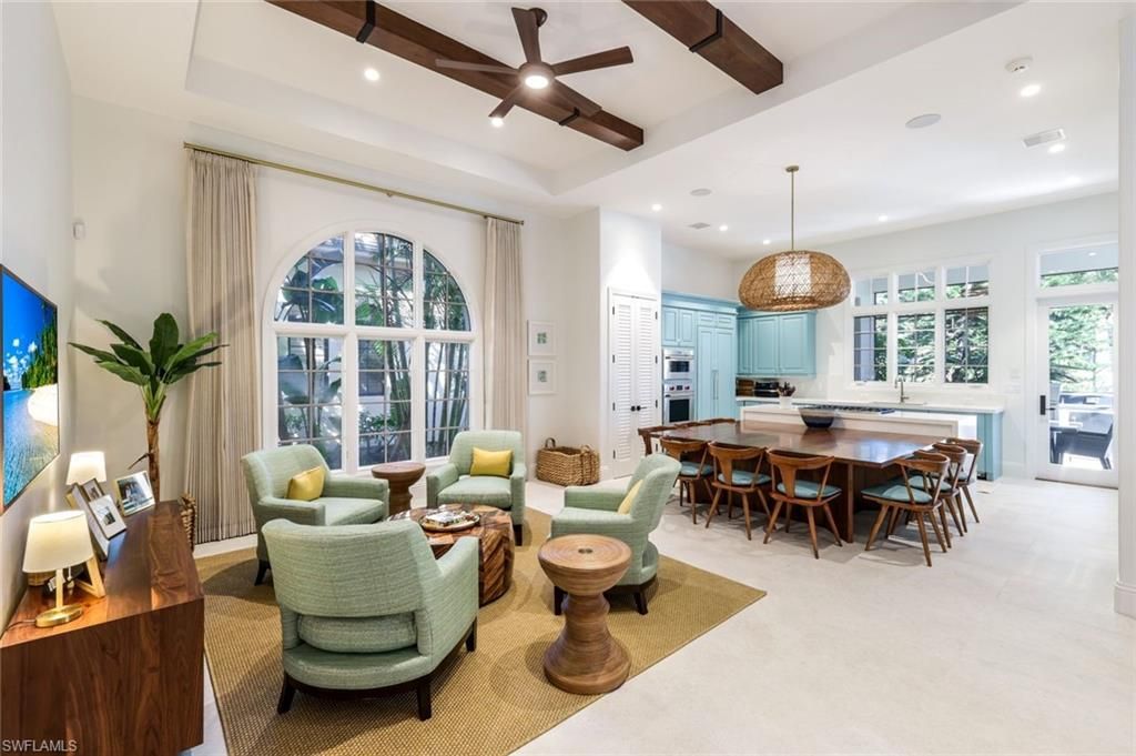 2904 Tiburon Blvd E, Naples, FL 34109 Photo