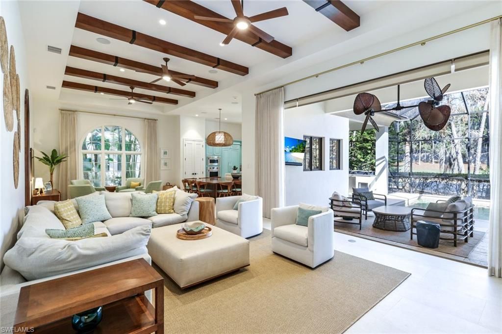 2904 Tiburon Blvd E, Naples, FL 34109 Photo