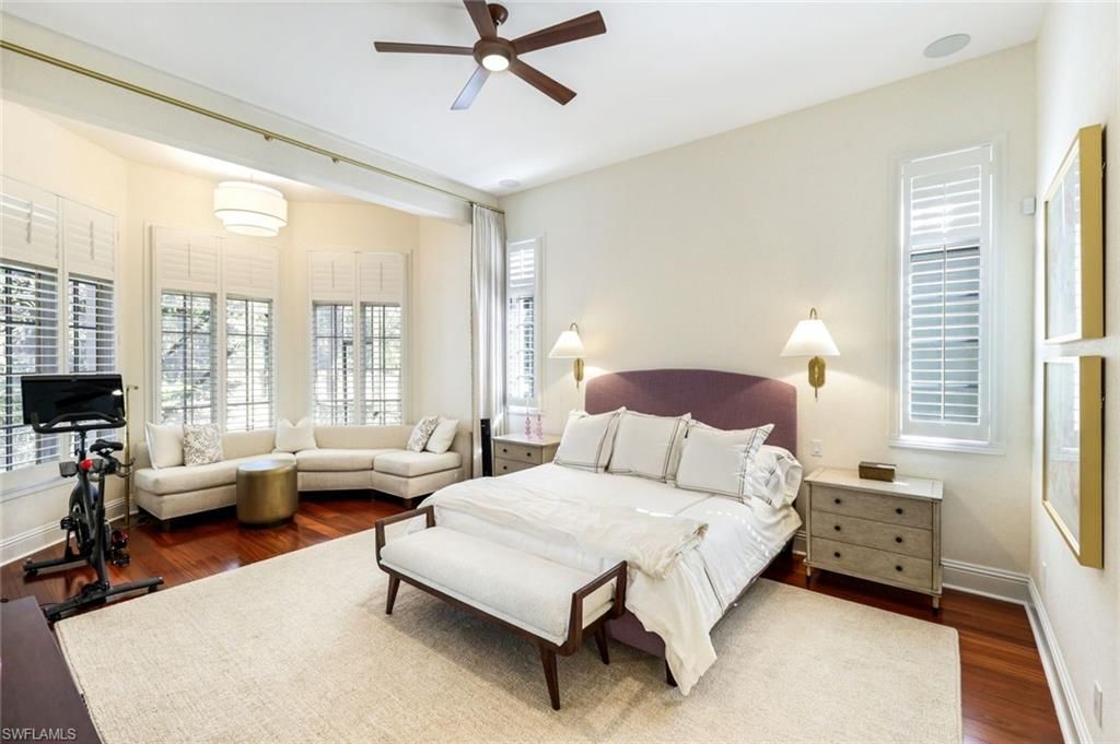 2904 Tiburon Blvd E, Naples, FL 34109 Photo