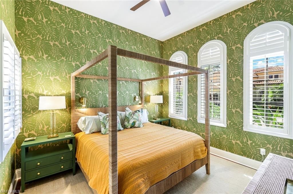 2904 Tiburon Blvd E, Naples, FL 34109 Photo