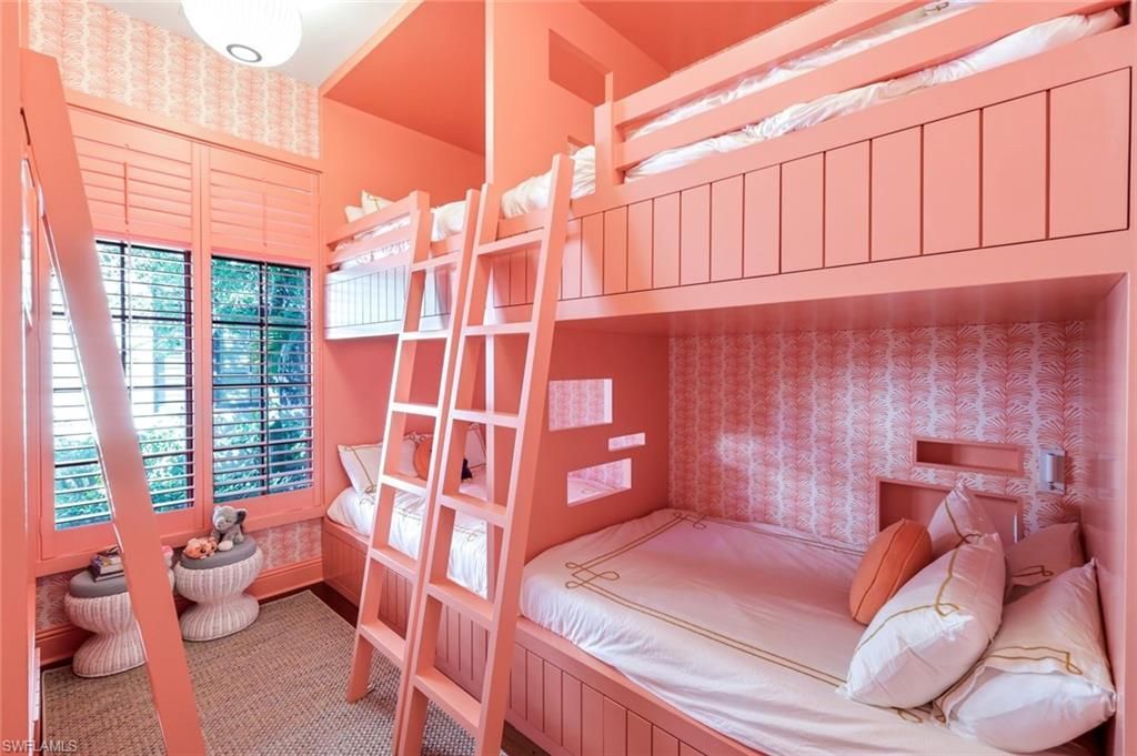 2904 Tiburon Blvd E, Naples, FL 34109 Photo