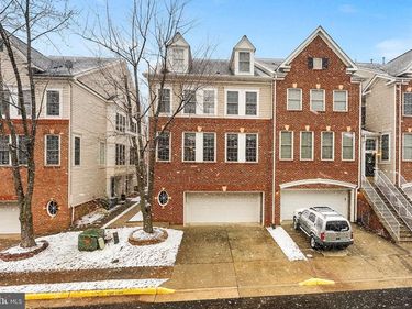 46185 CECIL TERRACE, STERLING, VA 20165