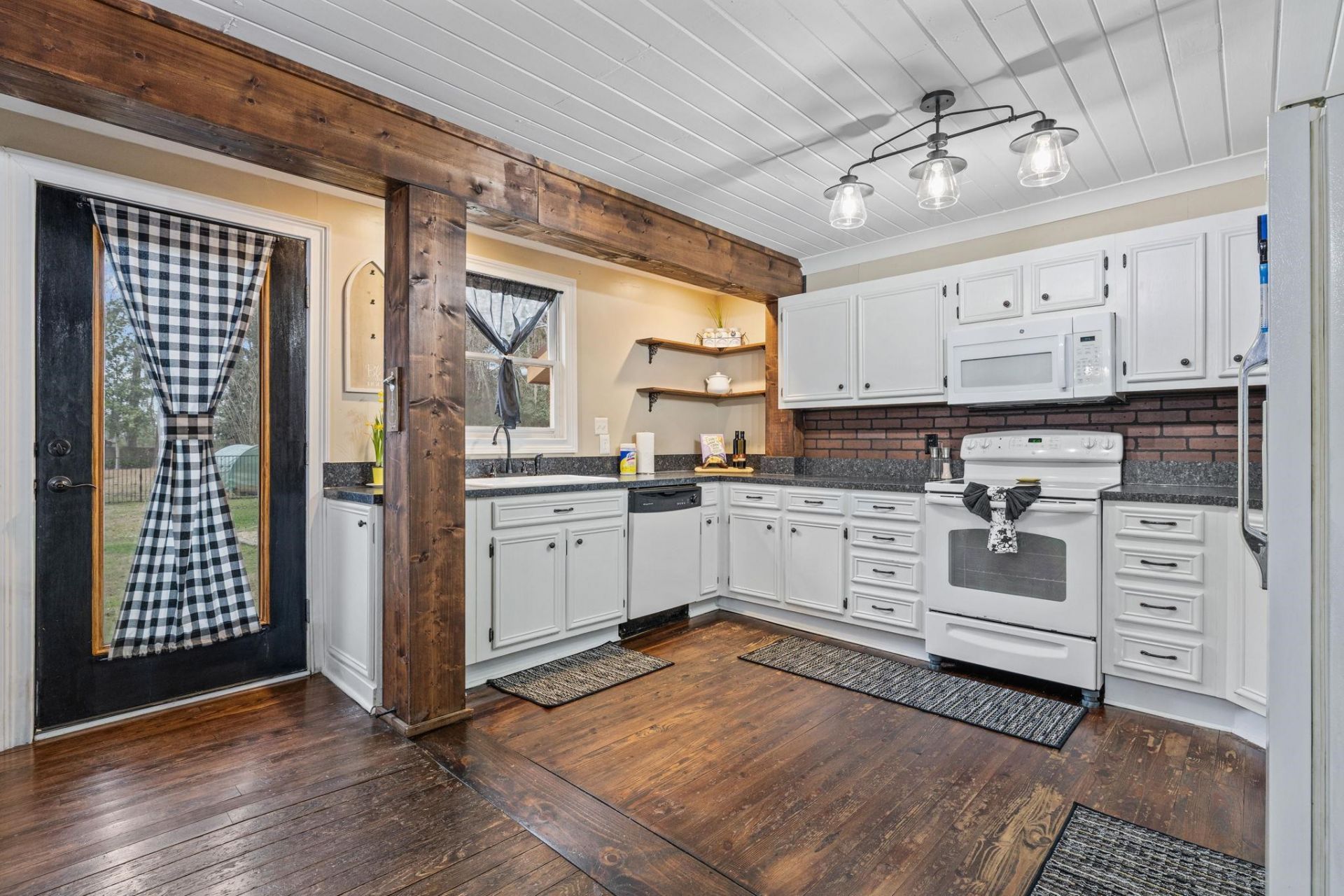 7430 Highway 701 South Photo 20