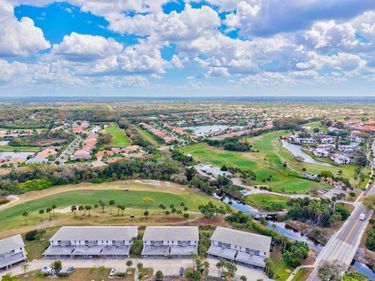 918 CAPRI ISLES BOULEVARD , Unit 205, VENICE, FL 34292