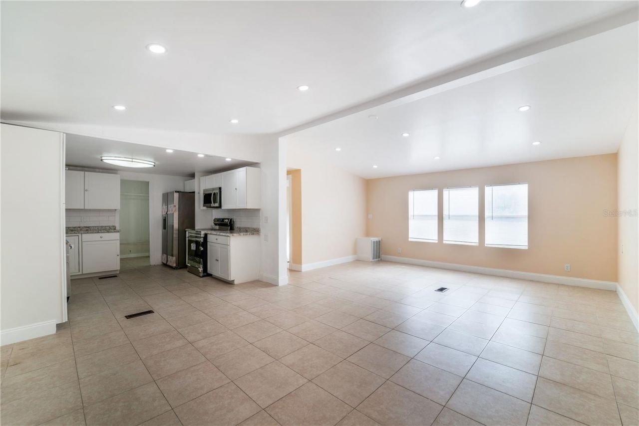 730 NW 214th Avenue , Pembroke Pines, FL 33029 Photo