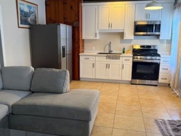 5922 Colfax, North Hollywood, CA 91601