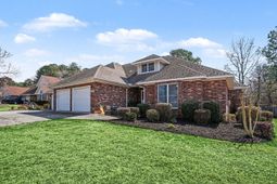 108 Dresden Drive photo 4