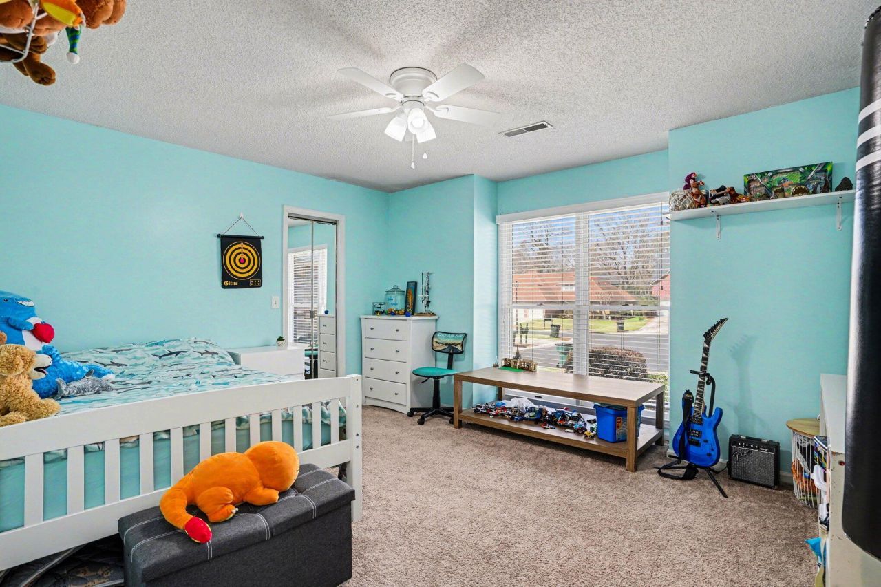 108 Dresden Drive Photo 30