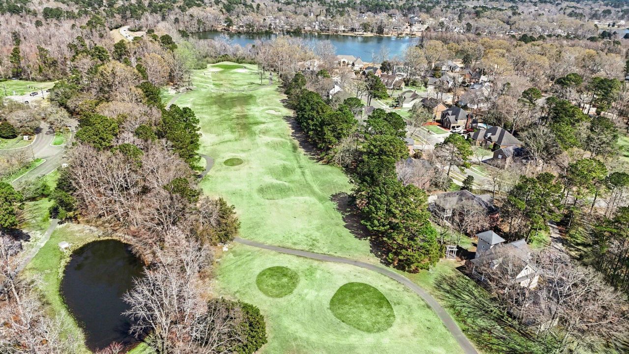 108 Dresden Drive Photo 43