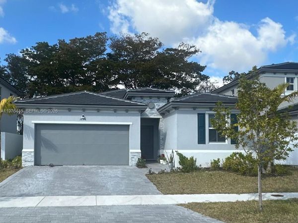 18576 SW 136th Ct , Miami, FL 33177