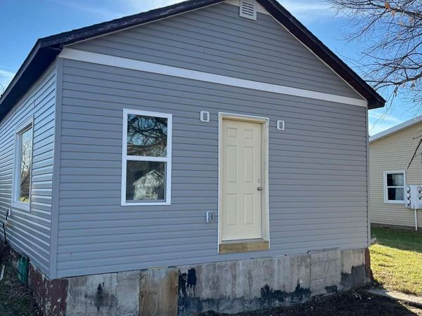 832 Main St, Lansford, ND 58750