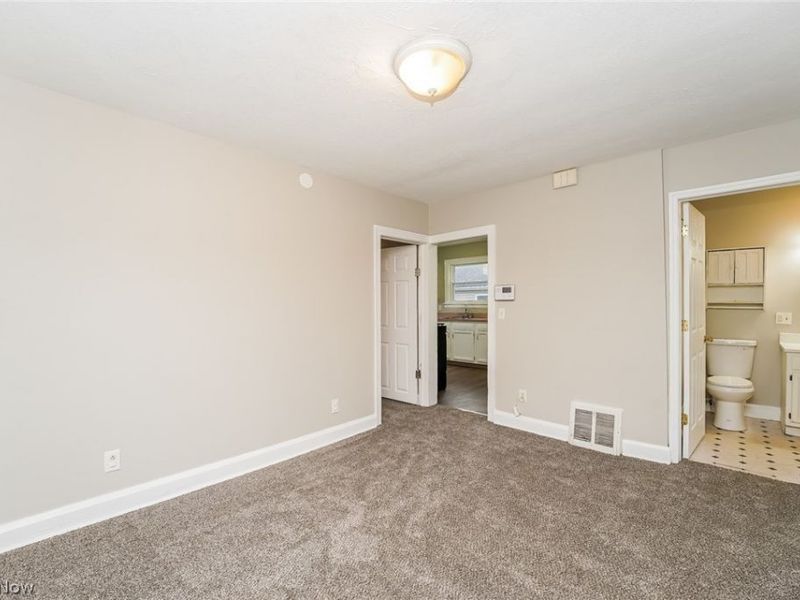 130 Taft Avenue, Elyria, OH 44035 Photo 10