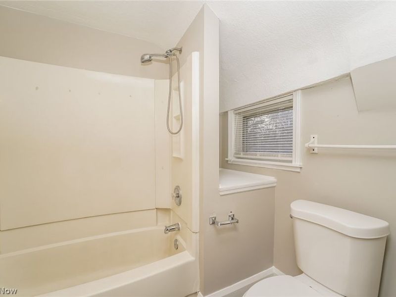 130 Taft Avenue, Elyria, OH 44035 Photo 17