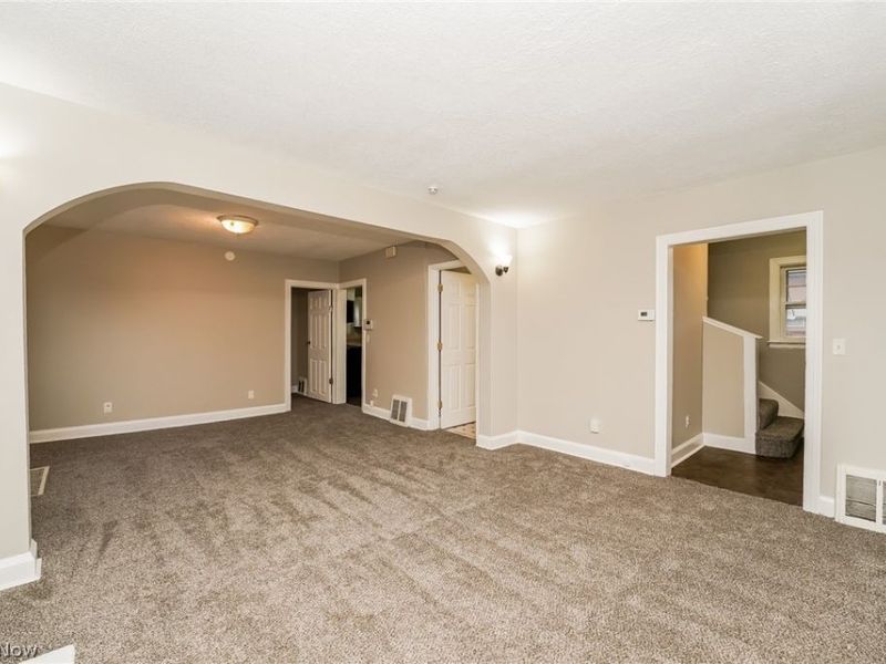 130 Taft Avenue, Elyria, OH 44035 Photo 4