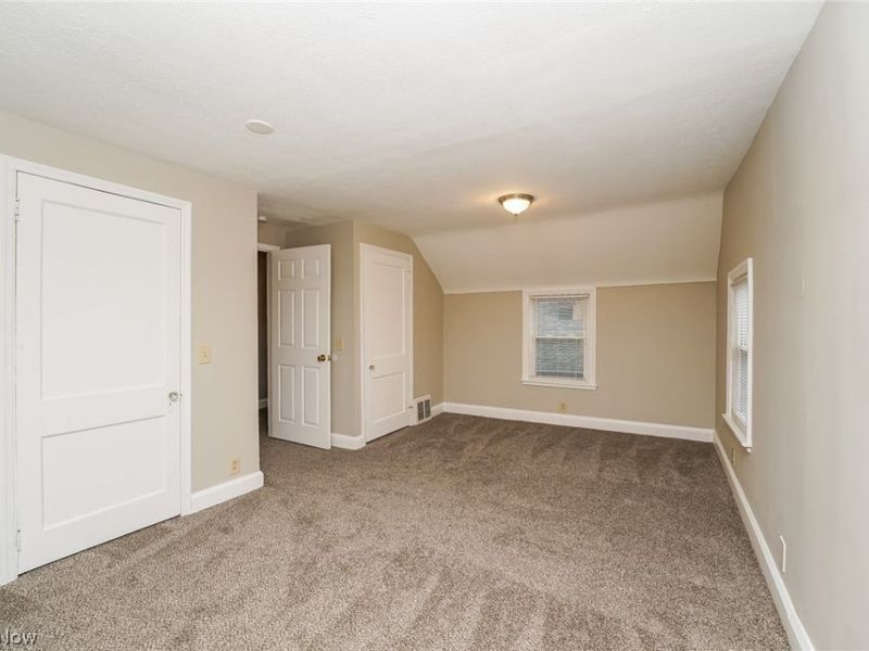 130 Taft Avenue, Elyria, OH 44035 Photo 9