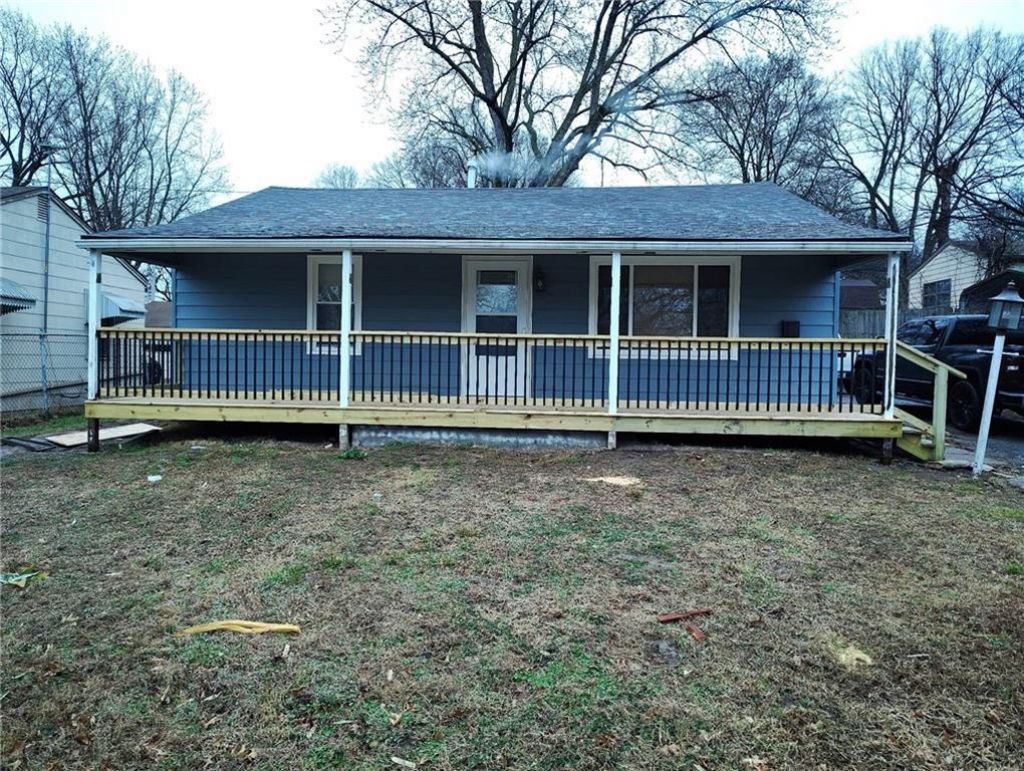 809 S Carlisle Avenue, Independence, MO 64054 Main Photo