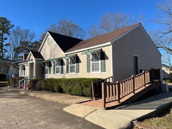 16701 E Main St, Louisville, MS 39339