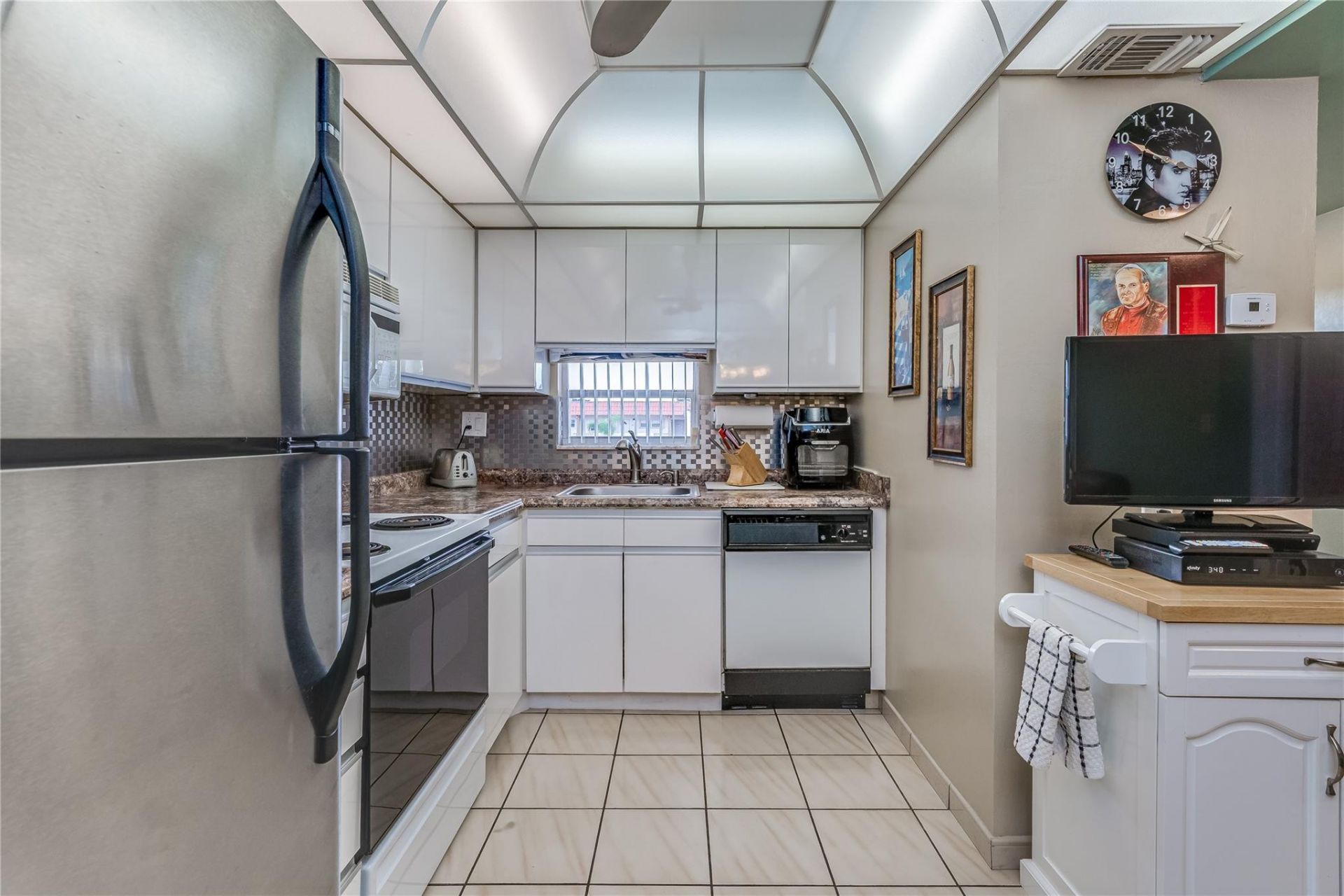 700 S Hollybrook Dr, Unit 304, Pembroke Pines, FL 33025 Photo