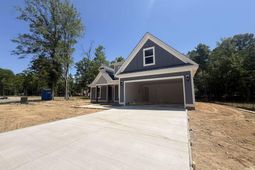 1008 Refuge Place photo 4
