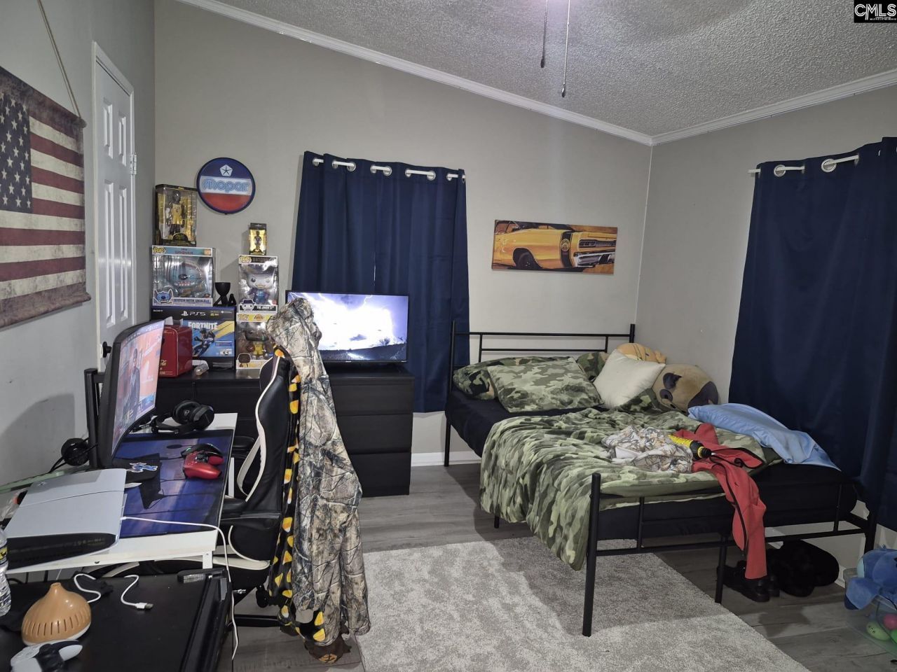 150 Crestwood Arch Photo 17